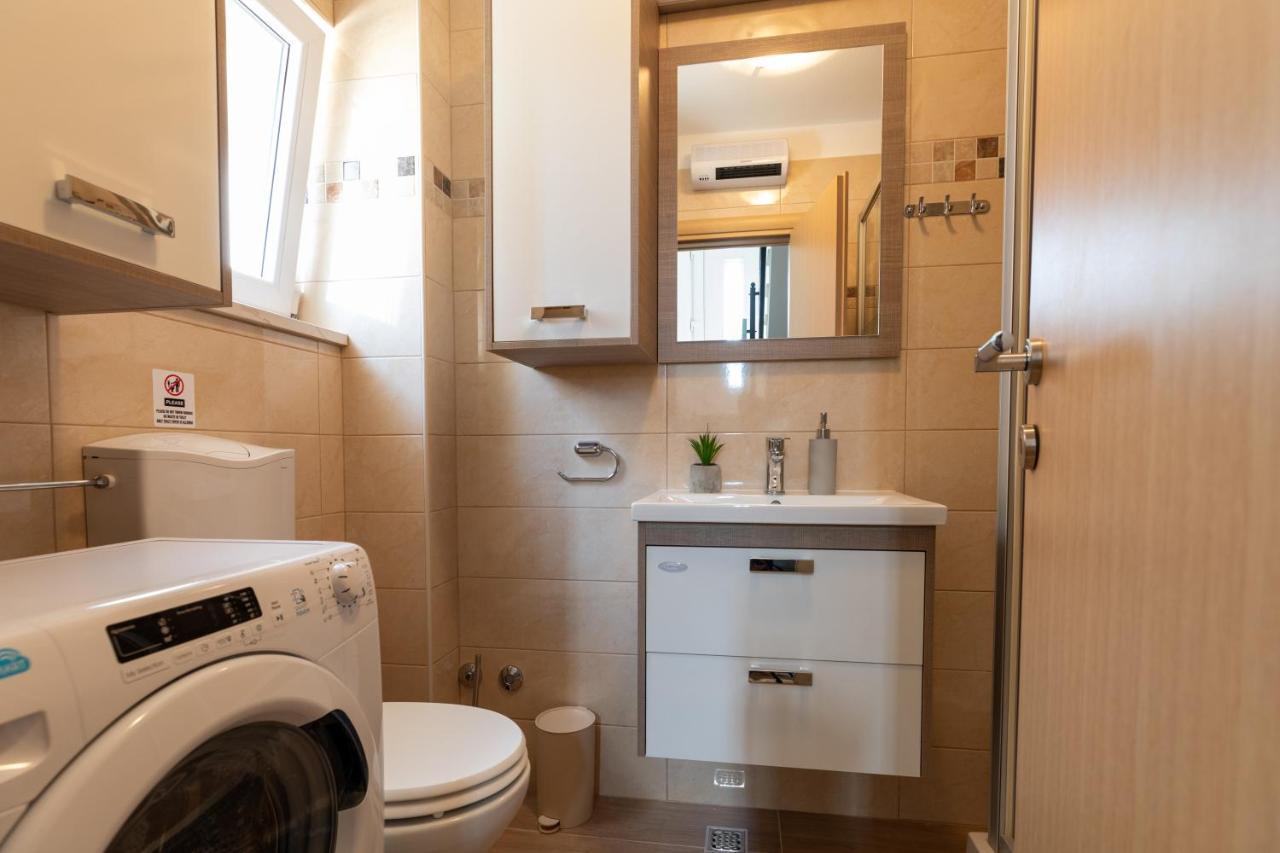 Holiday Home Lydia Slatine Ngoại thất bức ảnh